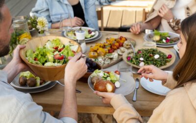 close-up-people-eating-delicious-food